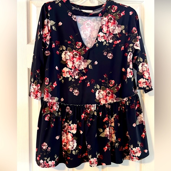 Entro Top - Picture 1 of 2